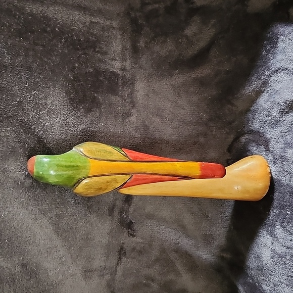 Vintage hand carved and painted wooden parrot figurines souvenir folk art macaw - Picture 5 of 10